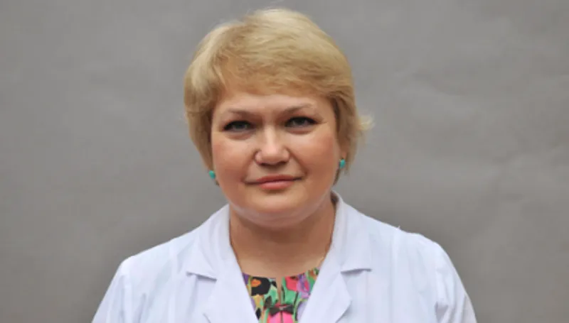 Дитячий гастроентеролог - це спеціаліст, який допоможе вирішити проблеми пов'язані з неприємними симптомами зі сторони шлунково-кишкового тракту у діток. В нашій клініці Персомед лікар уважно огляне та вислухає дитину, призначить необхідне лікування та надасть рекомендації з приводу харчування. Також ви можете пройти усі необхідні обстеження для точної діагностики стану здоров'я малюка. Якщо ви шукаєте досвідченого гастроентеролога у Києві - телефонуйте в Персомед!